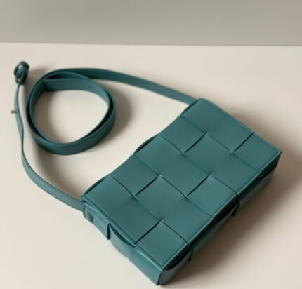 Bottega Veneta Cassette Bag – Green