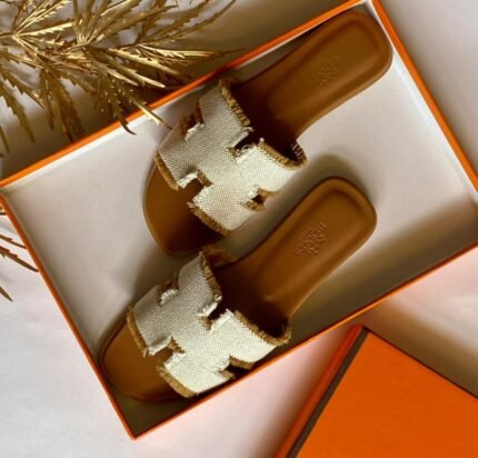 Hermès Oran Sandals – A Timeless Classic in Luxe Simplicity
