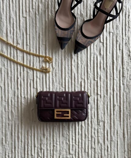 The Deep Wine : Bordeaux Burgundy Embossed Leather Baguette